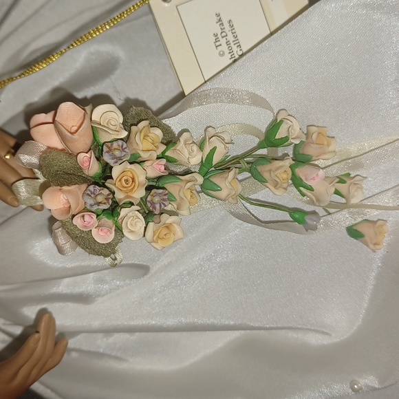VANESSA PORCELAIN BRIDE 👰‍♂ DOLL ..Artist: JUDY BELLE - Picture 13 of 14
